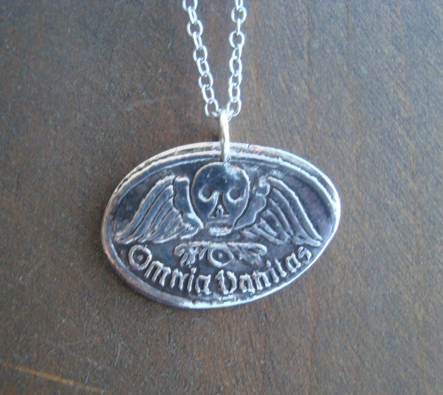 Omnia Vanitas 'All is Vanity' Silver Necklace