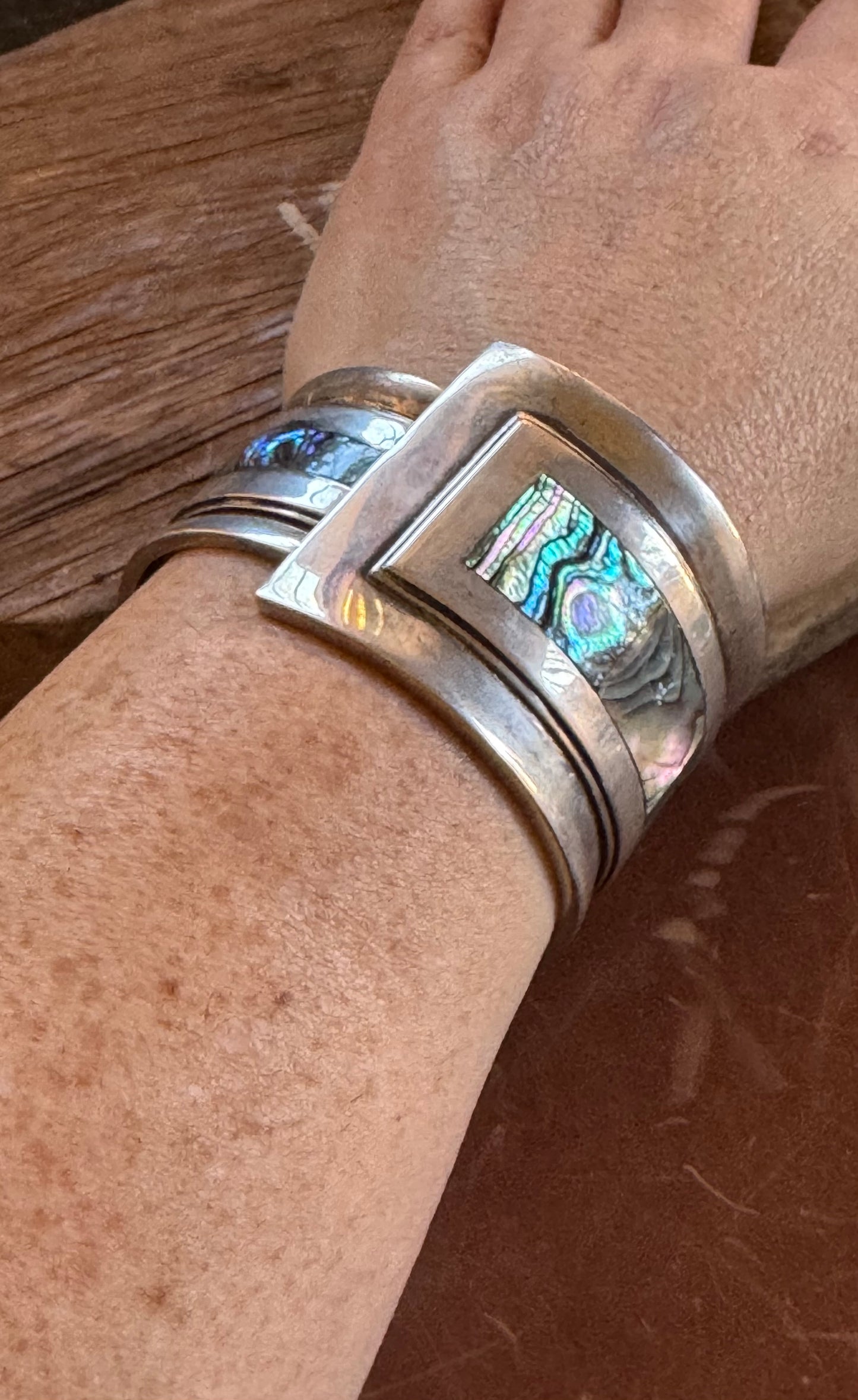 Vintage Bracelet-Sterling Silver and Abalone Bangle