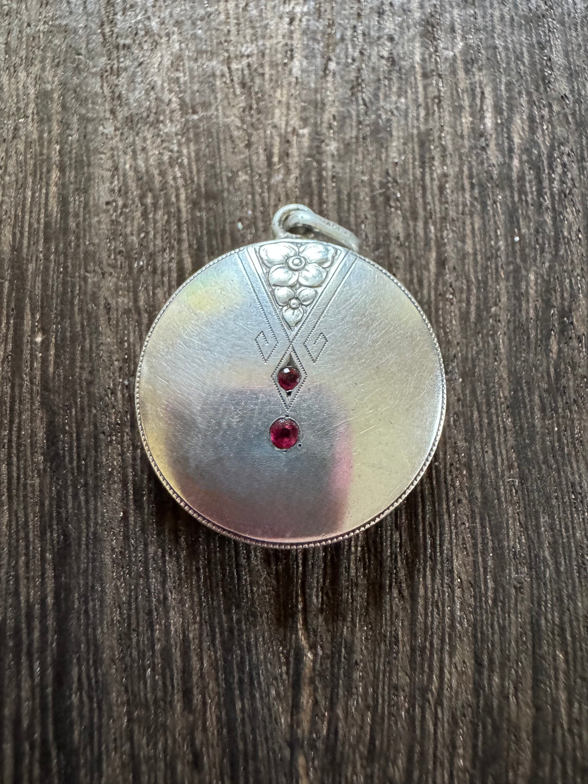 Vintage Pendant - SIlver Art Deco Pendant