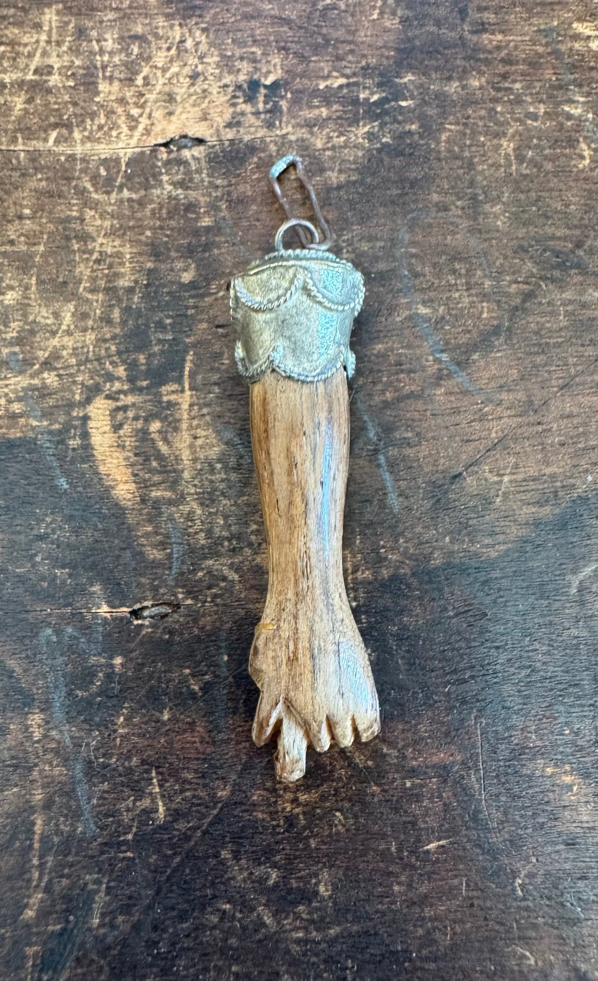 Vintage Pendant - Wooden Mano Figa Pendant