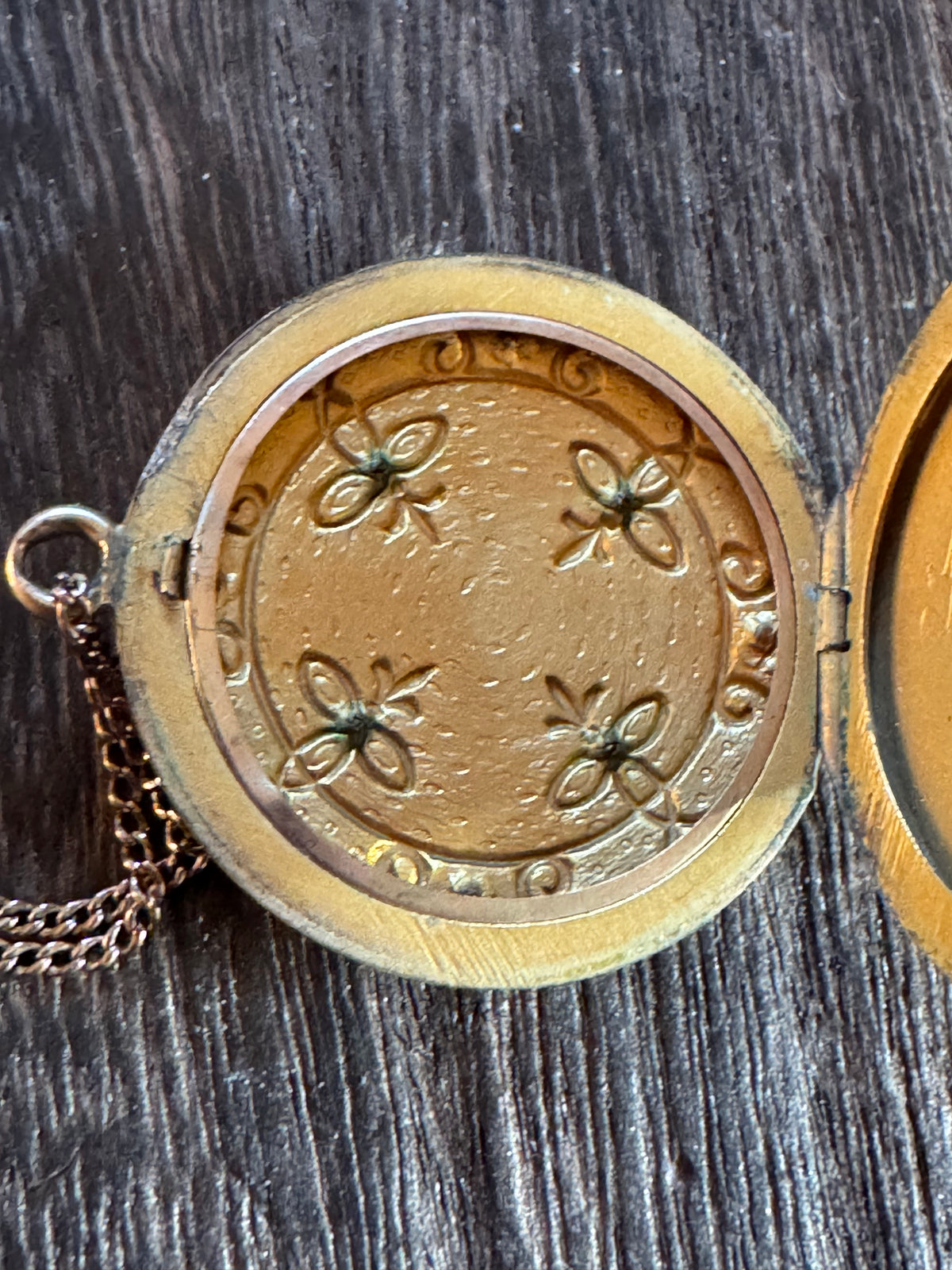 Vintage Necklace - Gold Locket Necklace