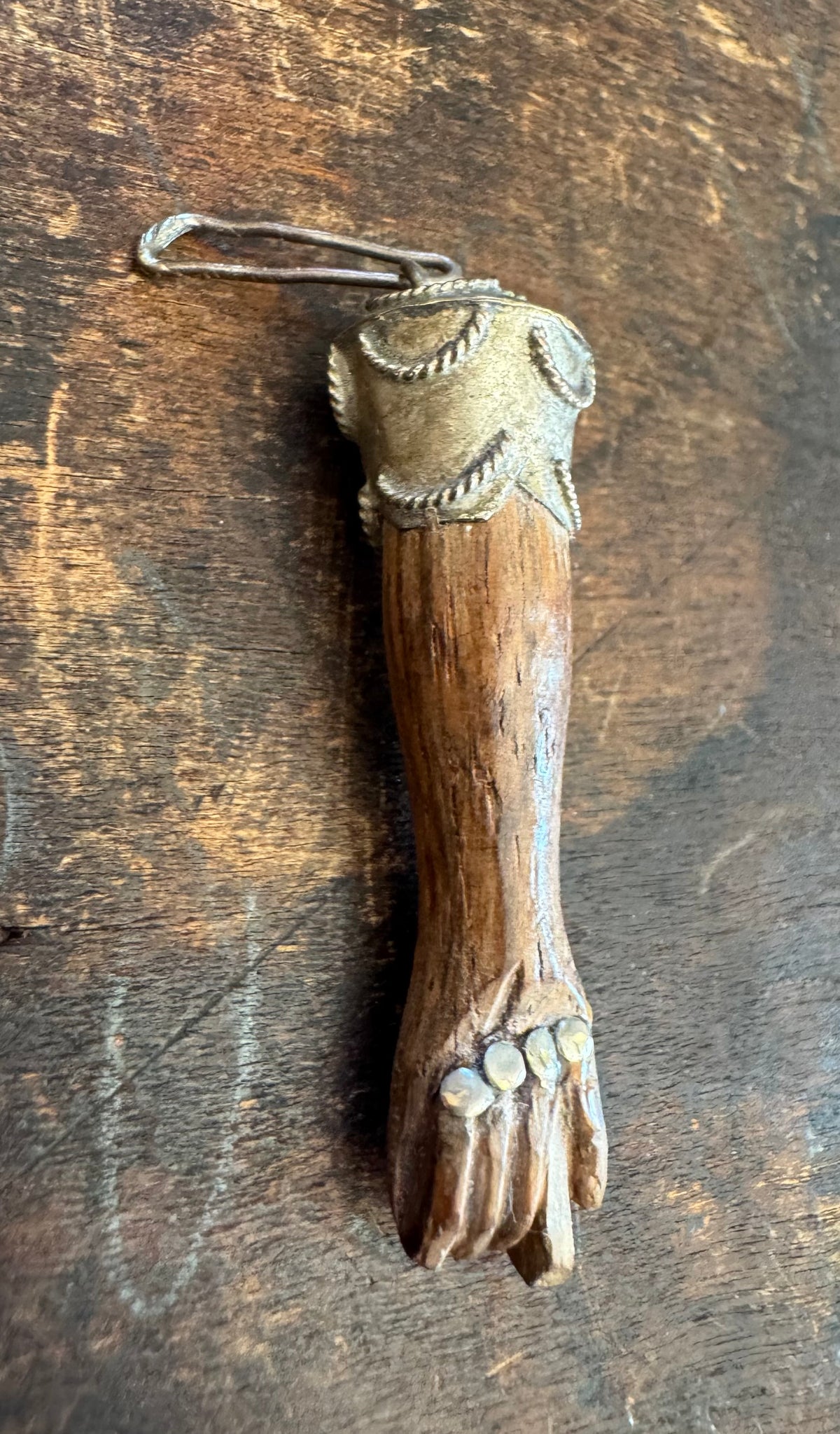 Vintage Pendant - Wooden Mano Figa Pendant