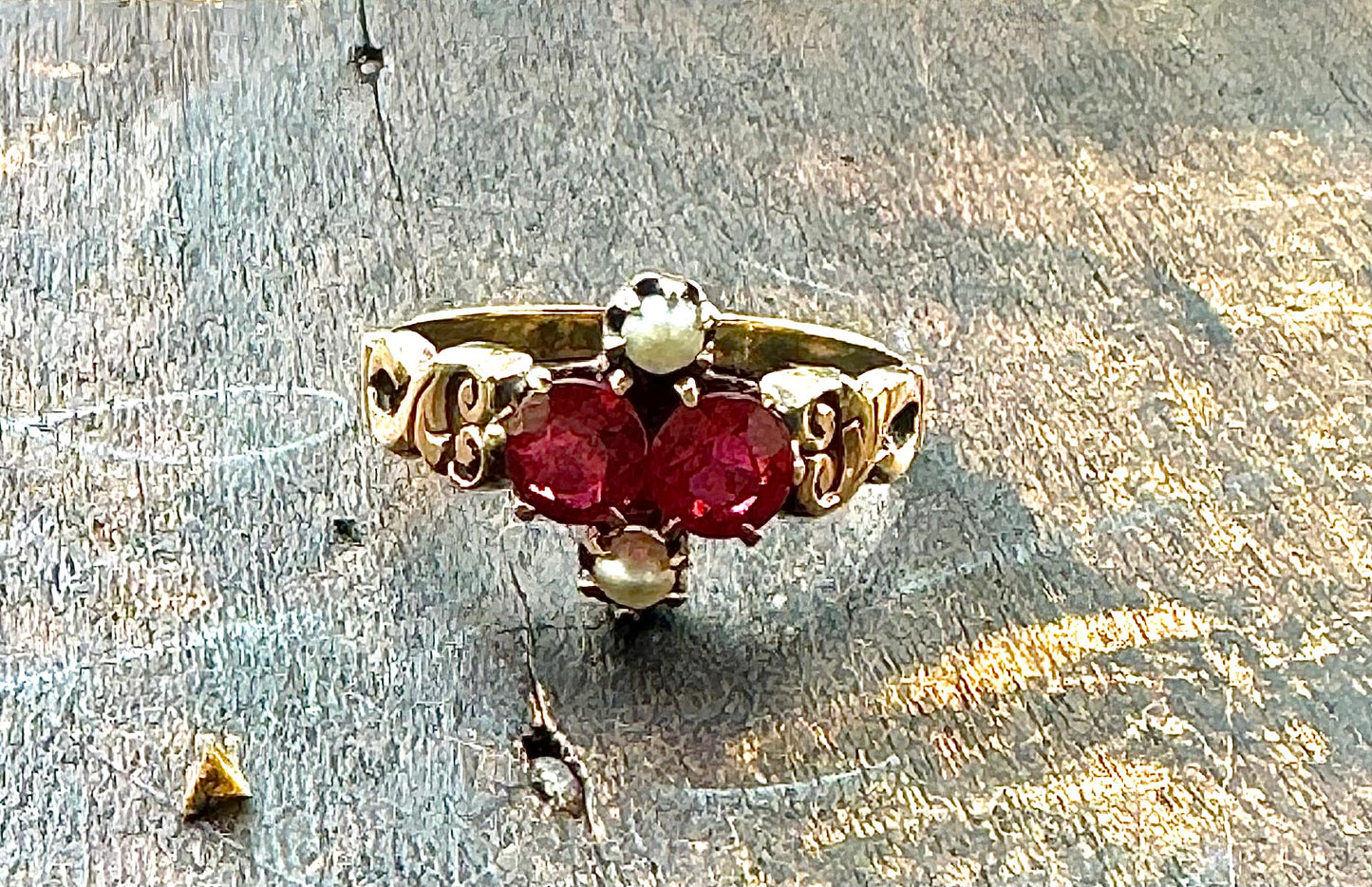 Victorian Garnet and Pearl Gold Ring