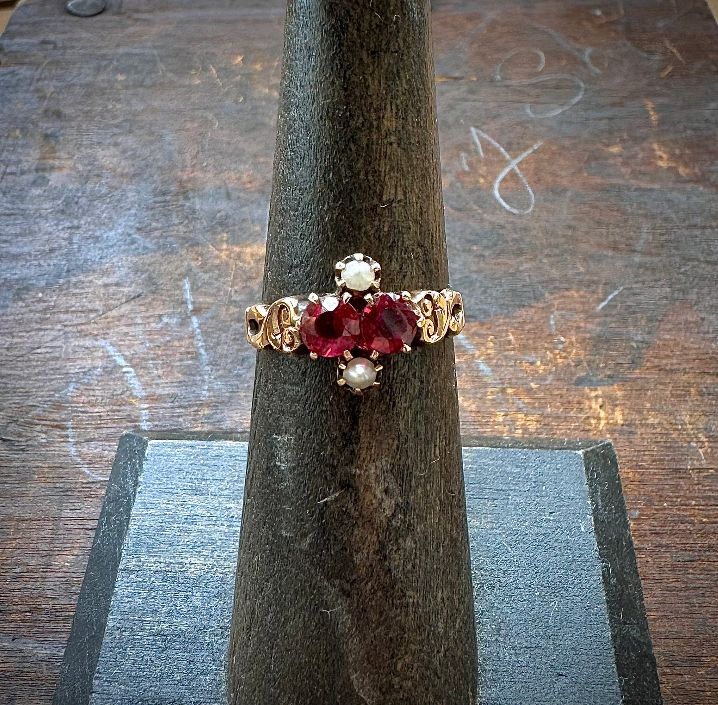 Victorian Garnet and Pearl Gold Ring