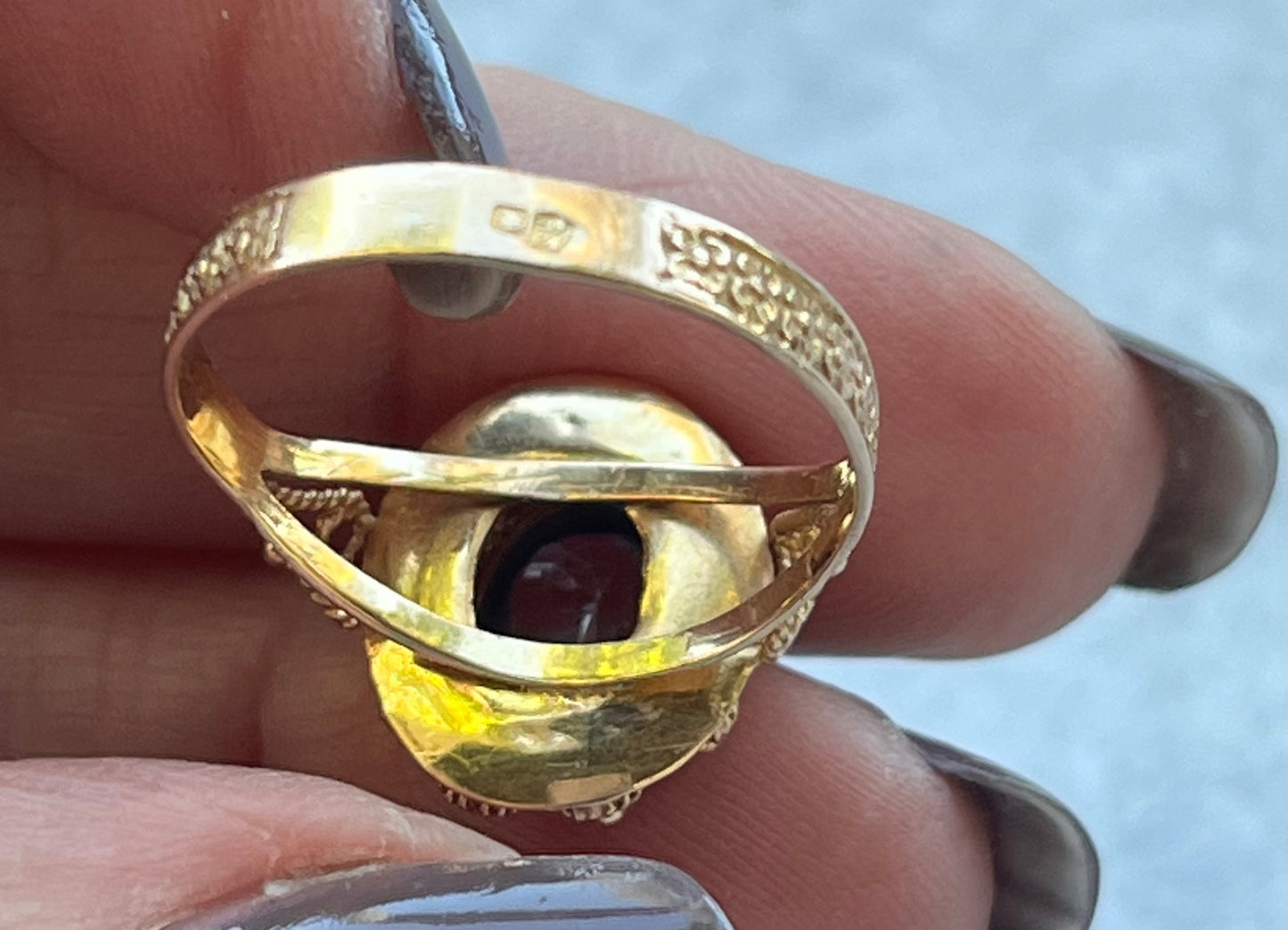 Vintage Ring-Gold Spinel Ring