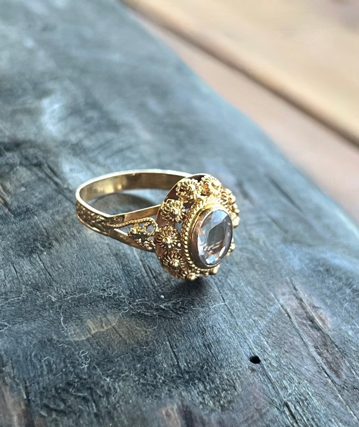 Vintage Ring-Gold Spinel Ring
