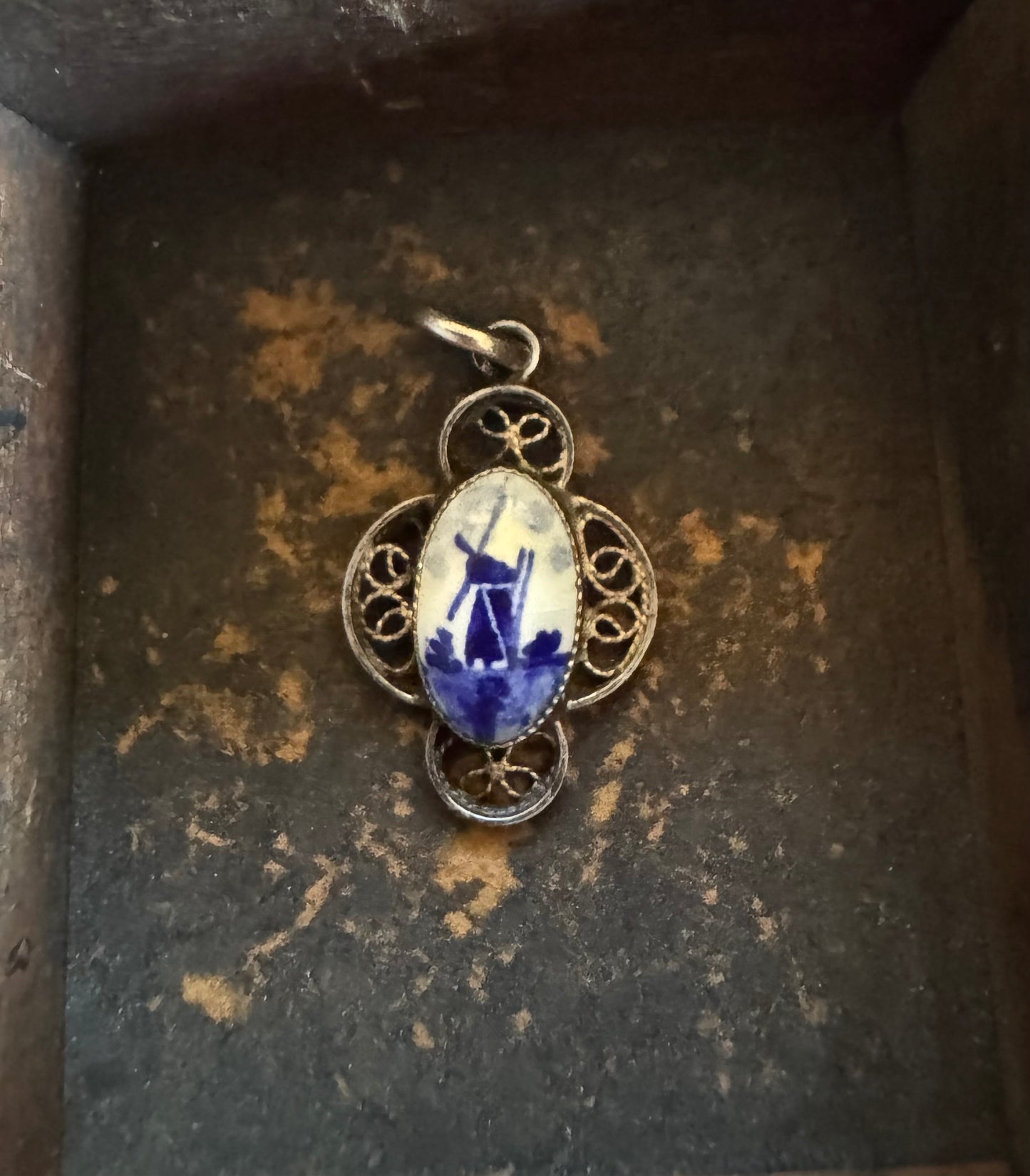 Vintage Pendant-Delft Windmill Pendant