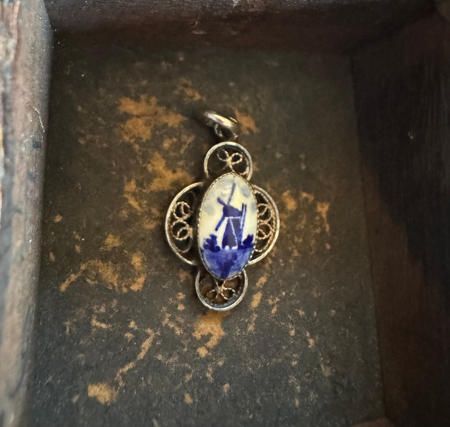 Vintage Pendant-Delft Windmill Pendant