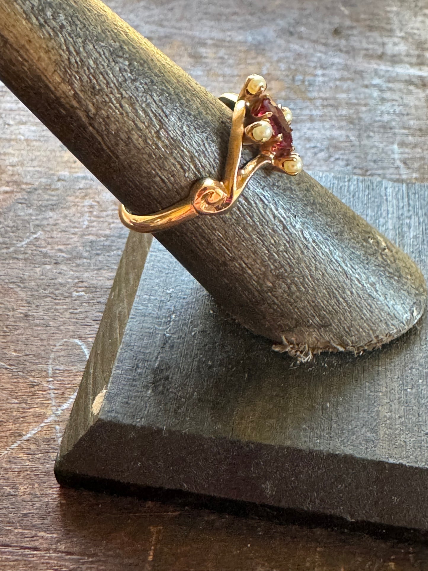 Victorian Ring - Antique Gold Ring with Garnet and Seed Pearls