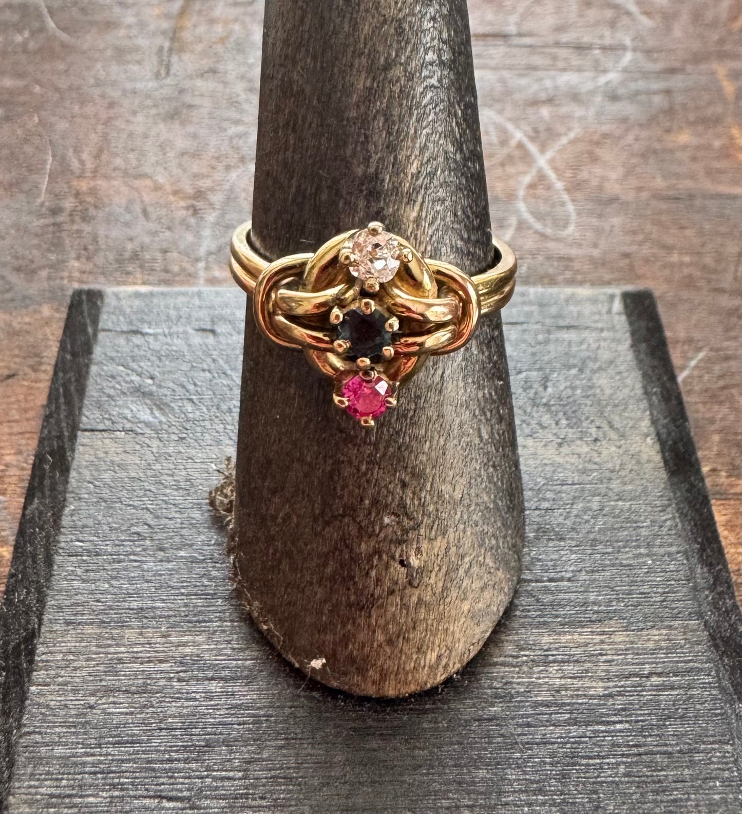 Vintage Ring- Gold Knot Ring
