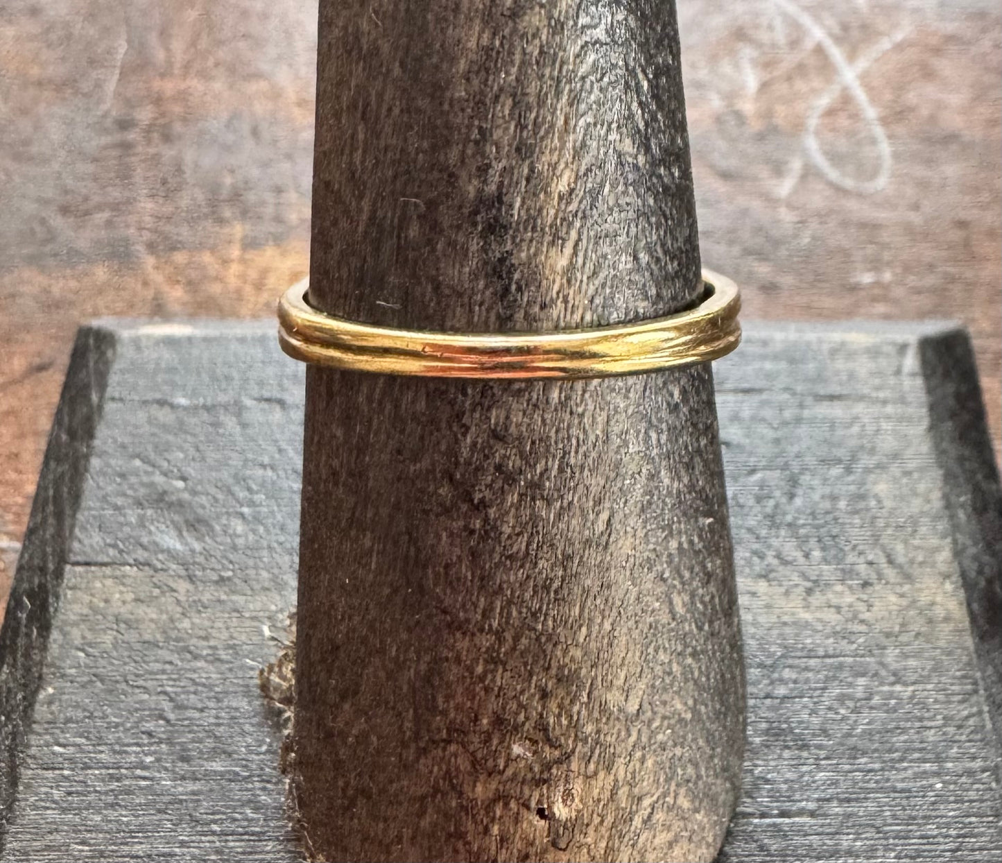 Vintage Ring- Gold Knot Ring