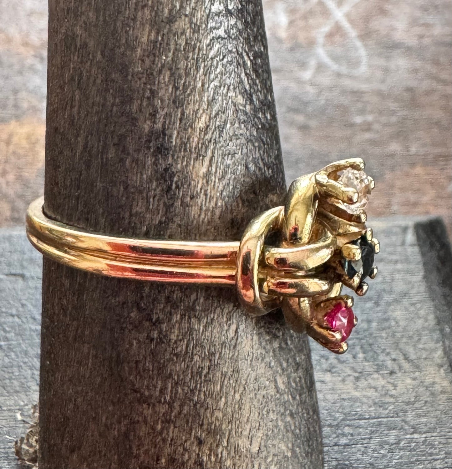 Vintage Ring- Gold Knot Ring