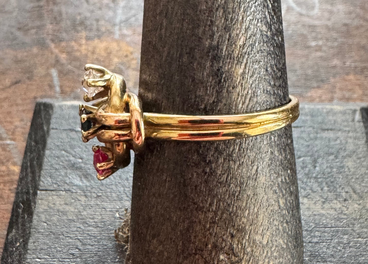 Vintage Ring- Gold Knot Ring