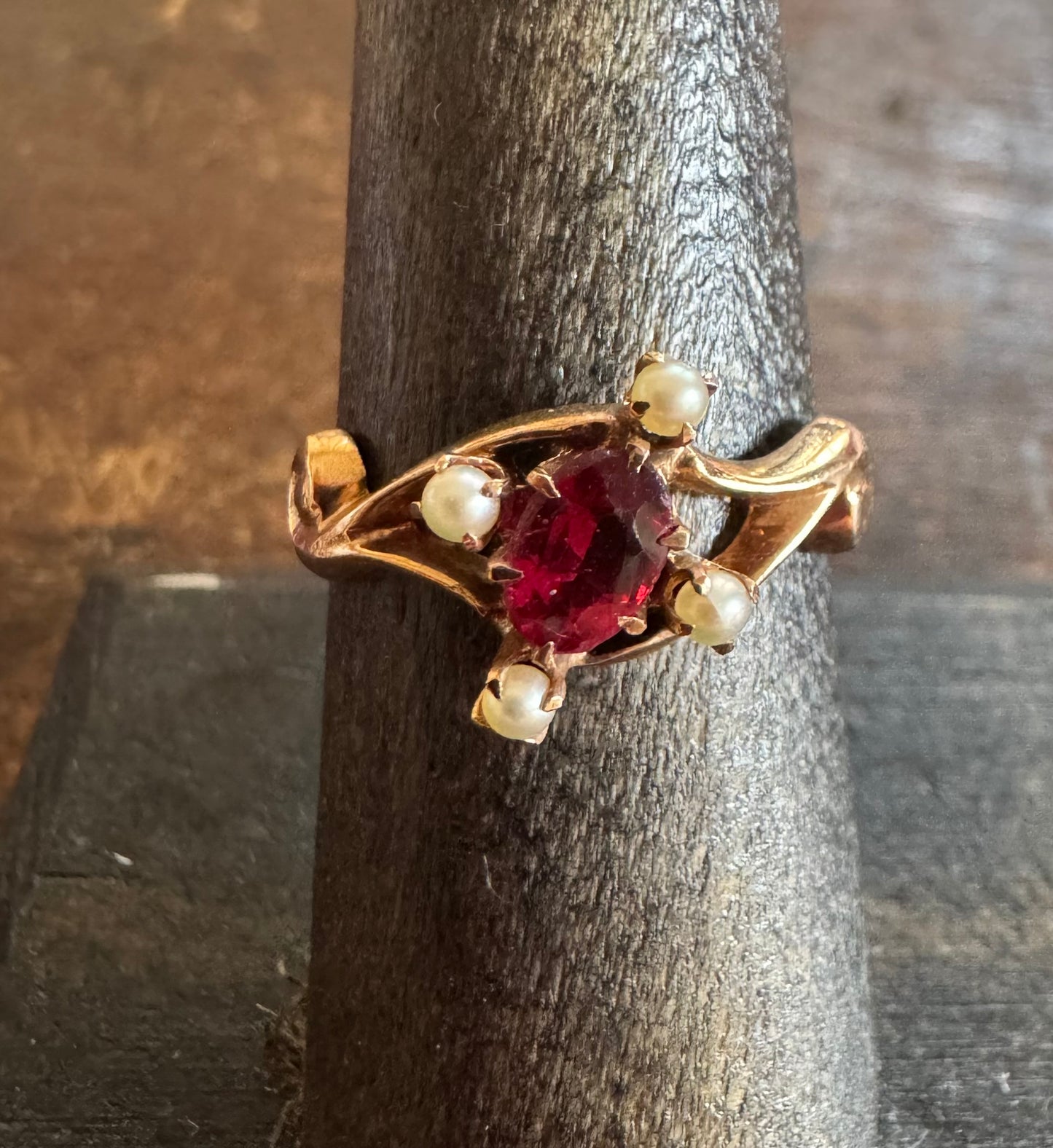 Victorian Ring - Antique Gold Ring with Garnet and Seed Pearls