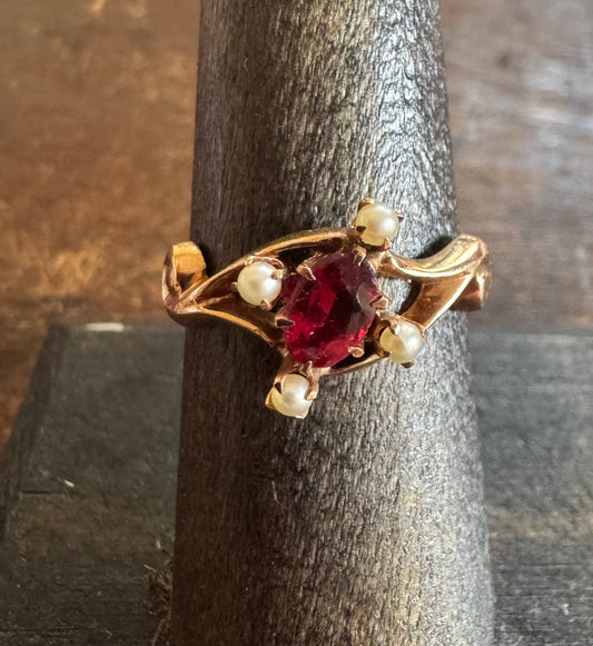 Victorian Ring - Antique Gold Ring with Garnet and Seed Pearls