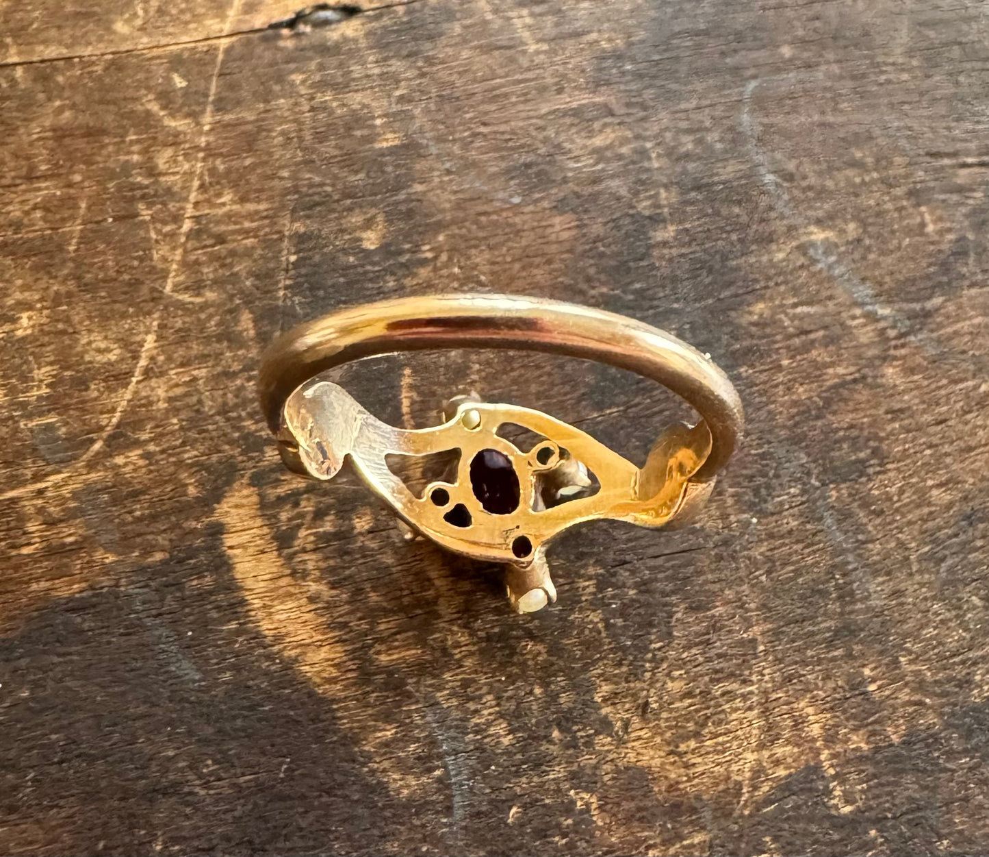 Victorian Ring - Antique Gold Ring with Garnet and Seed Pearls