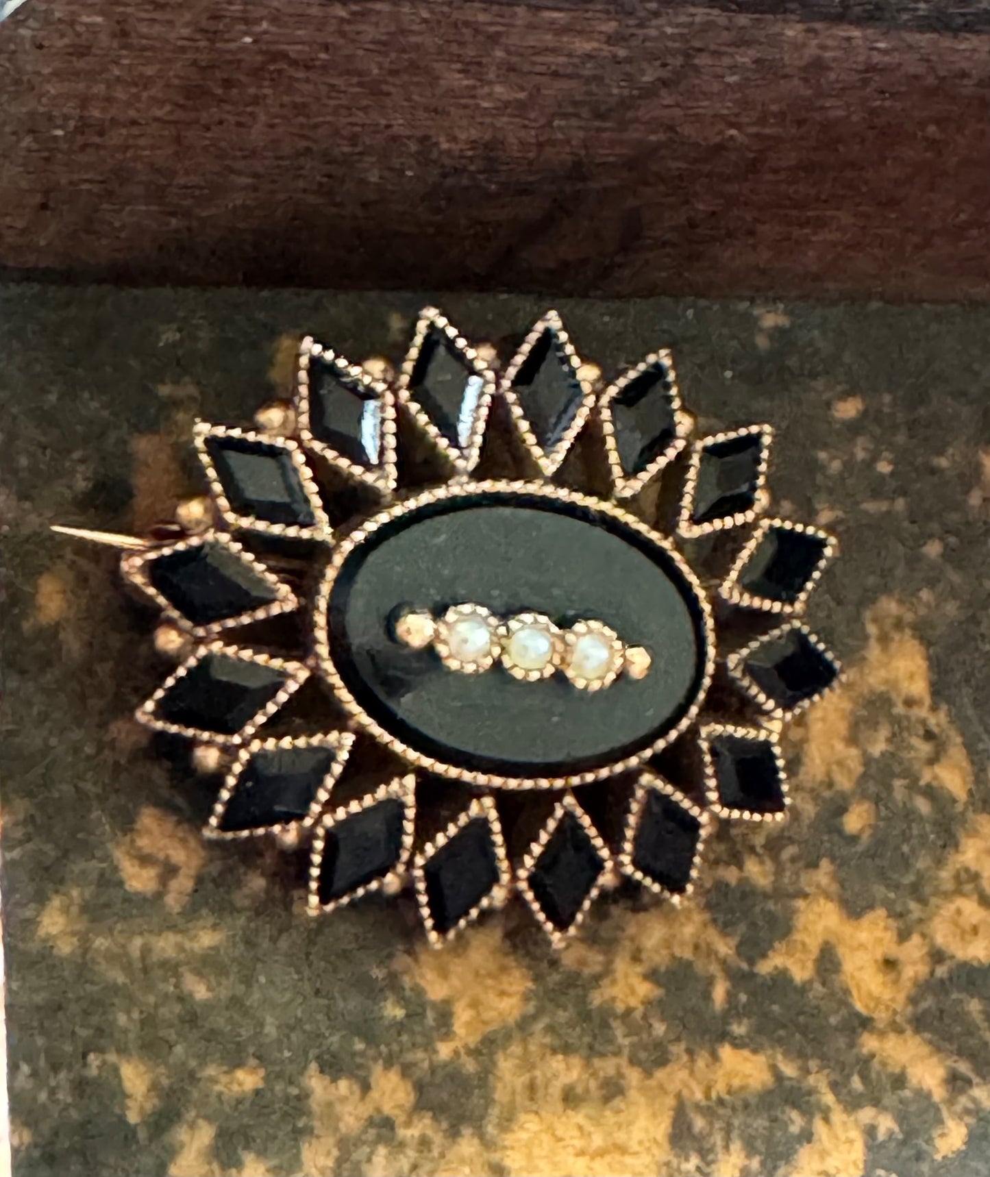 Victorian Pin/Pendant - Antique Black Onyx Mourning Jewelry