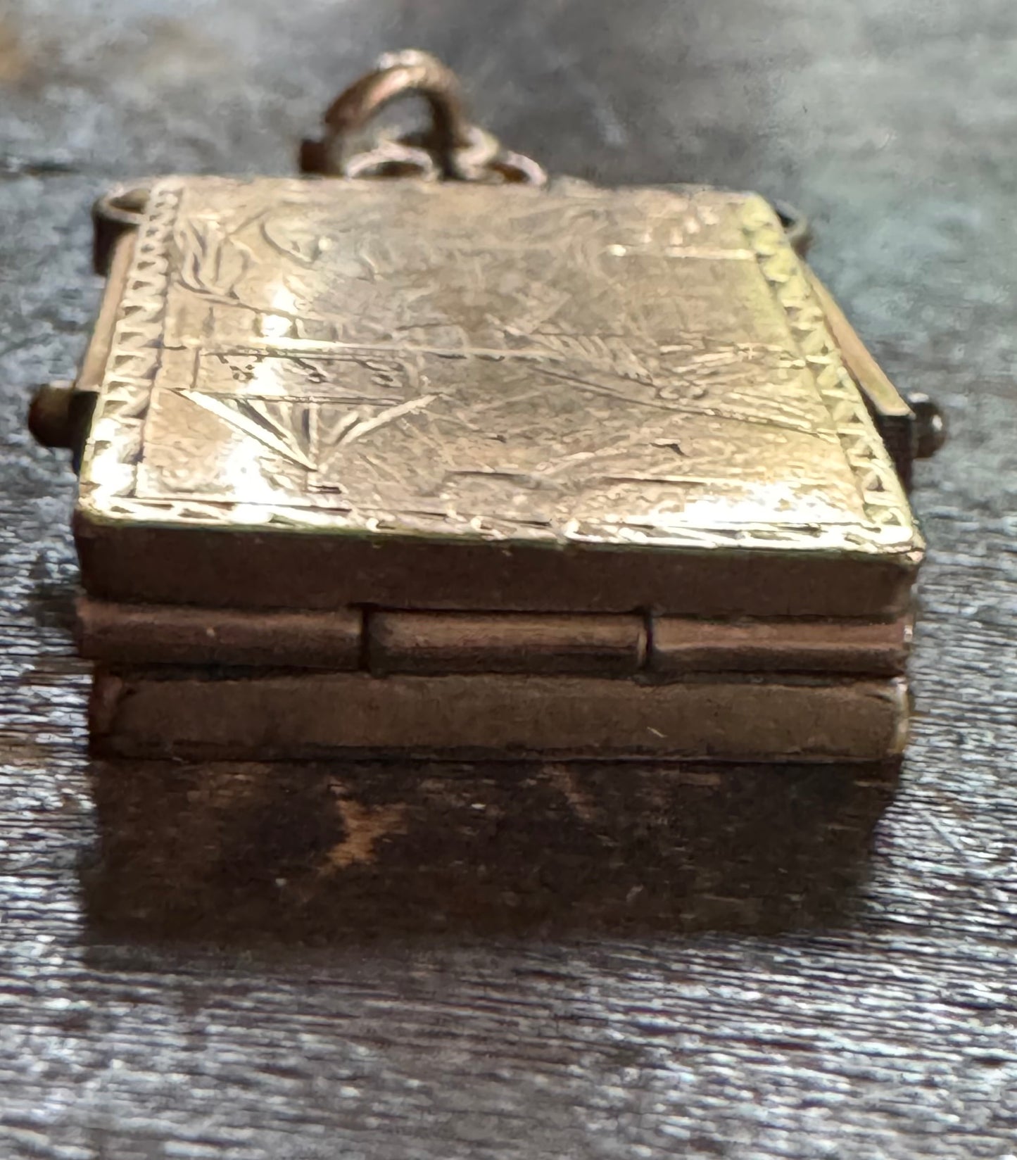 Victorian Locket - Antique Gold Fill Locket