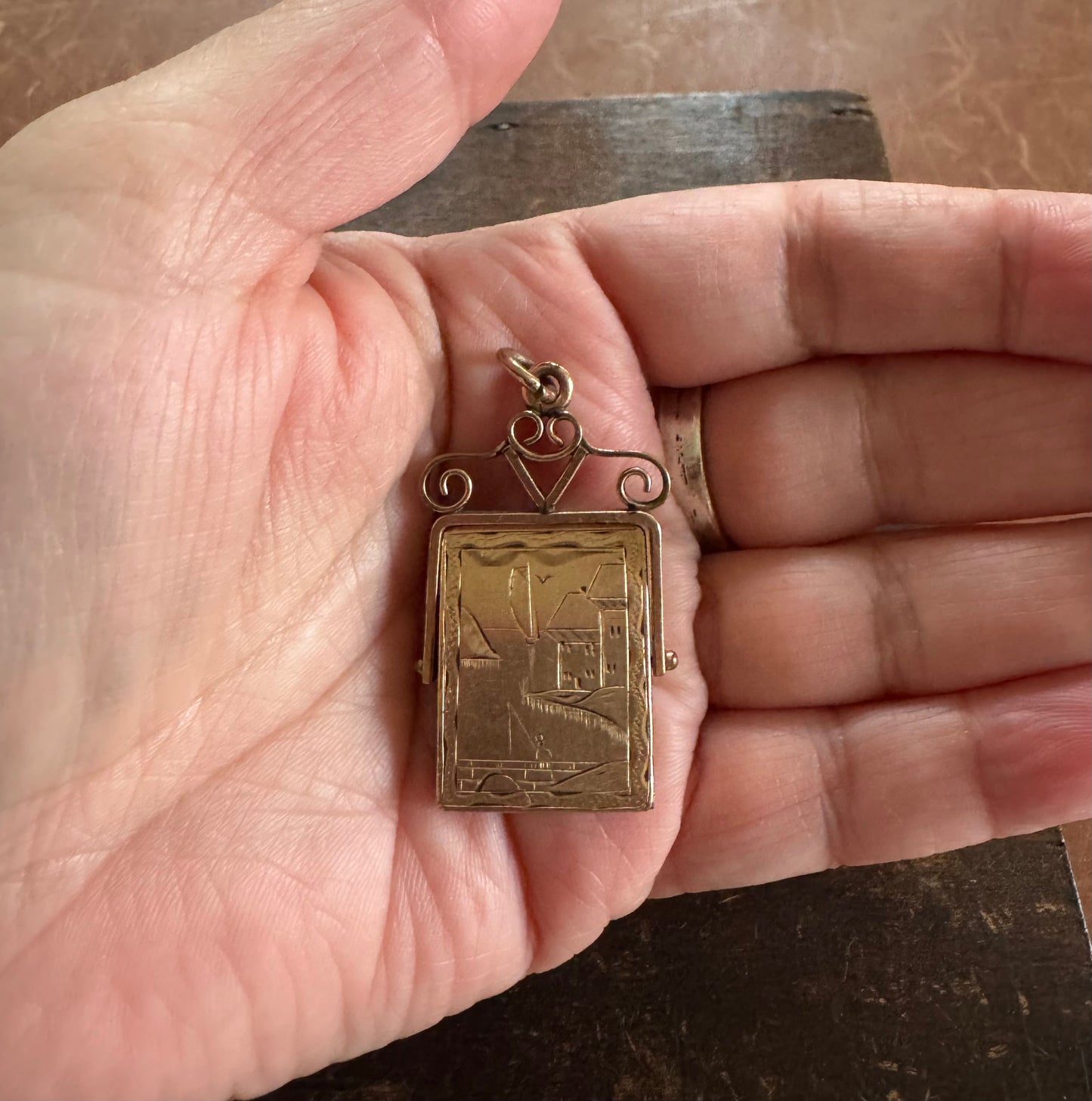 Victorian Locket - Antique Gold Fill Locket