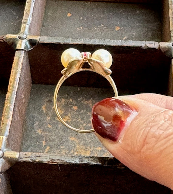 Vintage Pearl & Ruby Mid-Century Gold Ring